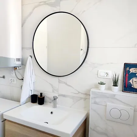 Wonderful 2 Bedroom 10min Walk From Center And