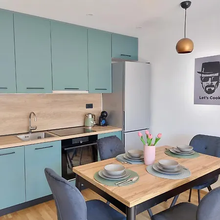 Appartement Wonderful 2 Bedroom 10min Walk From Center And *