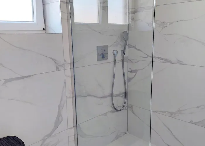 Wonderful 2 Bedroom 10min Walk From Center And Appartamento Spalato