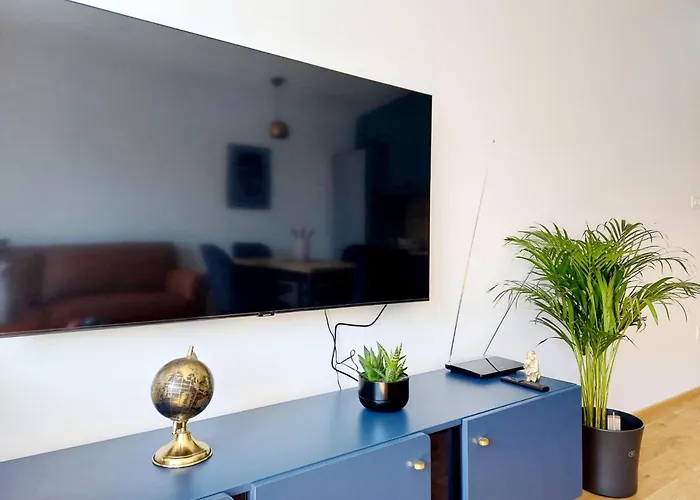 Wonderful 2 Bedroom 10min Walk From Center And Appartamento *