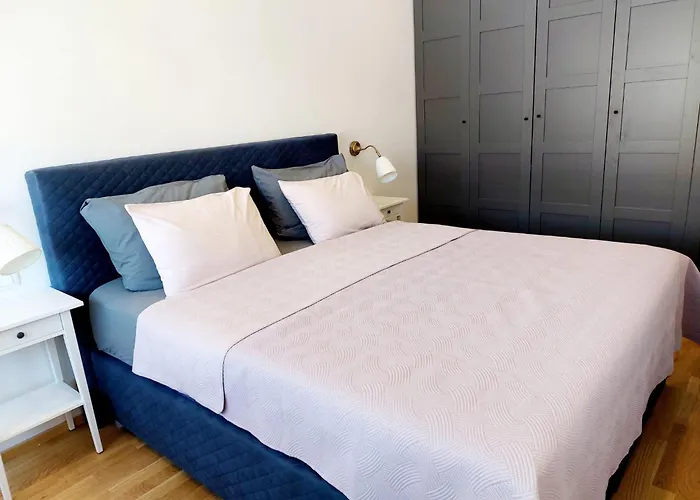 Wonderful 2 Bedroom 10min Walk From Center And Appartamento