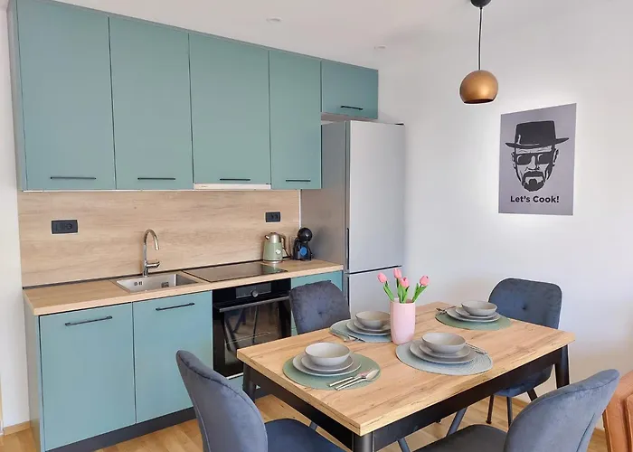 Appartamento Wonderful 2 Bedroom 10min Walk From Center And *