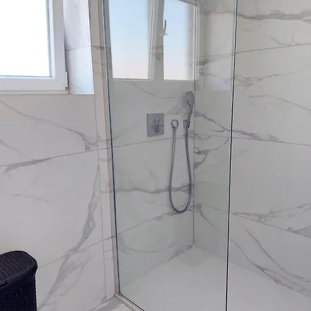 Wonderful 2 Bedroom 10min Walk From Center And Διαμέρισμα Σπλιτ