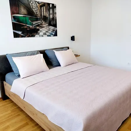 דירה Modern 2 King Size Bed, Sea View, Walk To Beach And Center ספליט